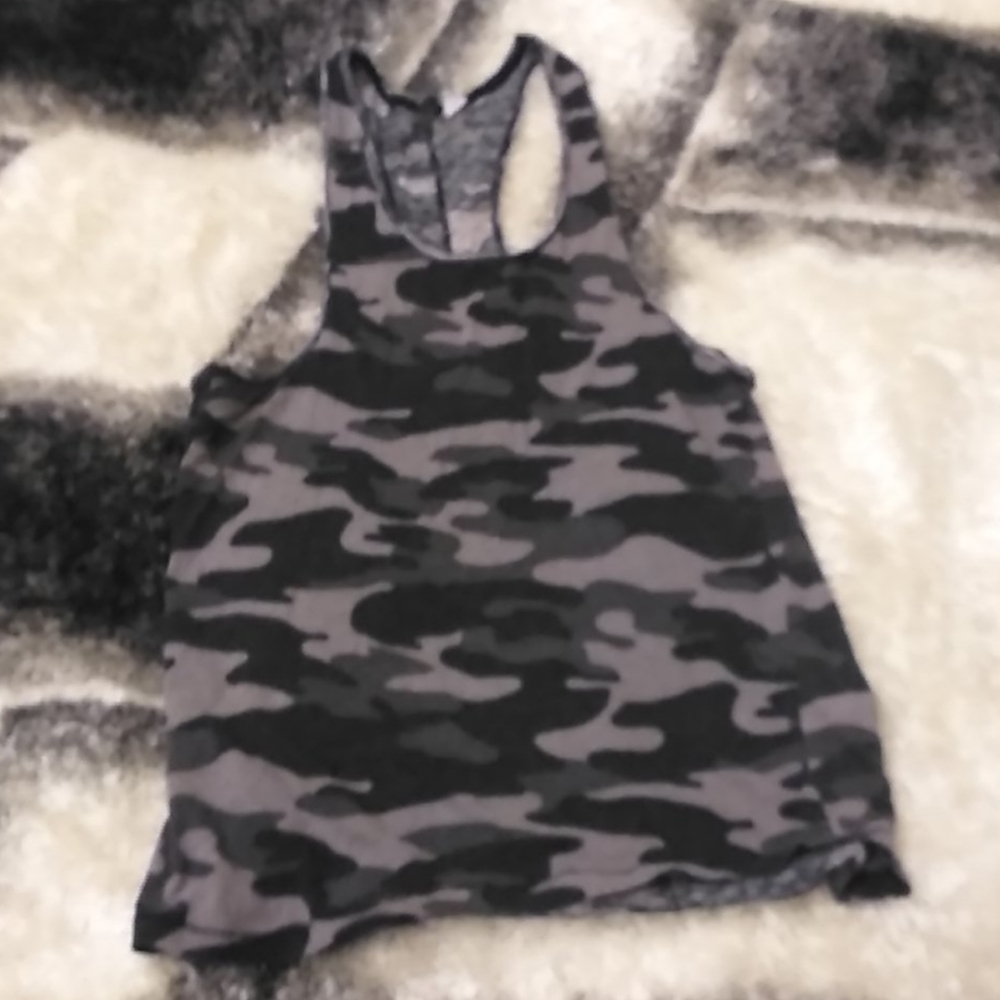 Muscle tank